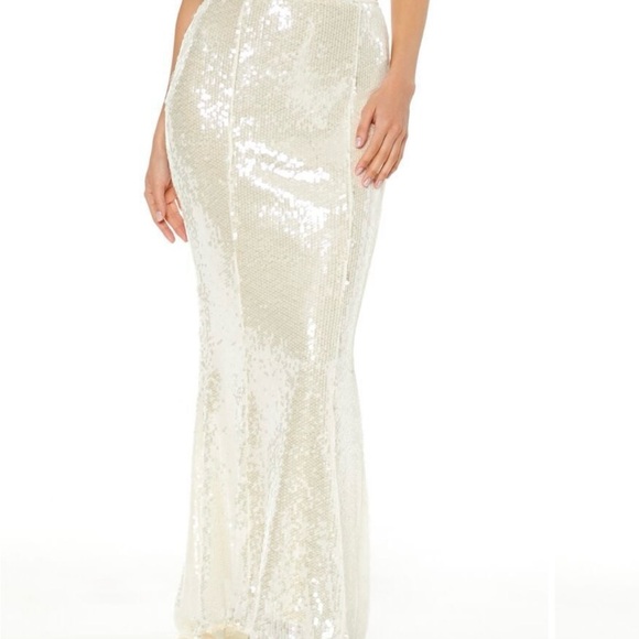Sequined mermaid maxi skirt with top - Picture 3 of 6